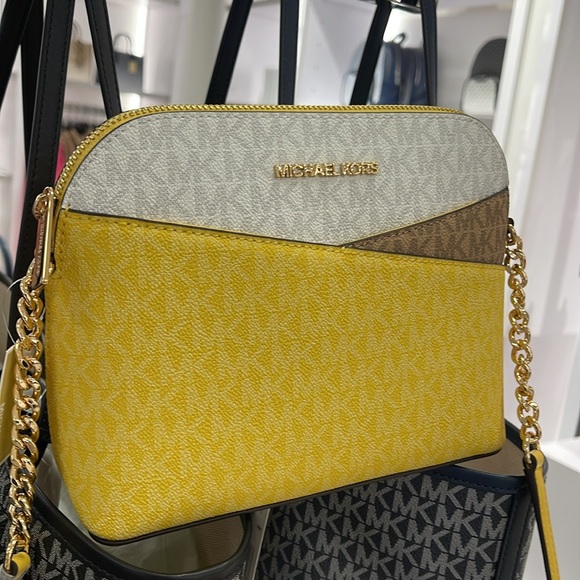 Michael Kors Jet Set Travel Medium Color-Block Signature Logo Dome Crossbody Bag - Picture 16 of 16